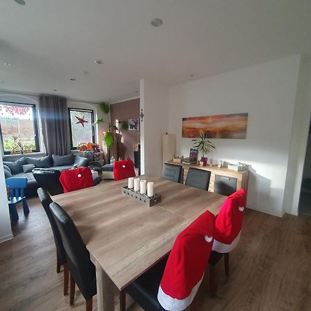 Familienfreundliche Ferienwohnung Erzgebirge Schneeberg  Exteriör bild