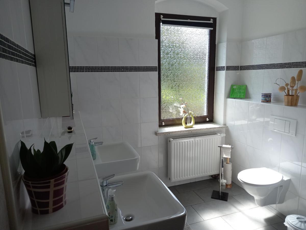 Familienfreundliche Ferienwohnung Erzgebirge Schneeberg  Exteriör bild